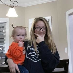 Meet your Posher, Kelly